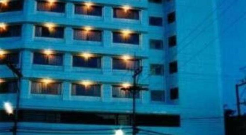 Thai Hotel Krabi town Buitenkant foto