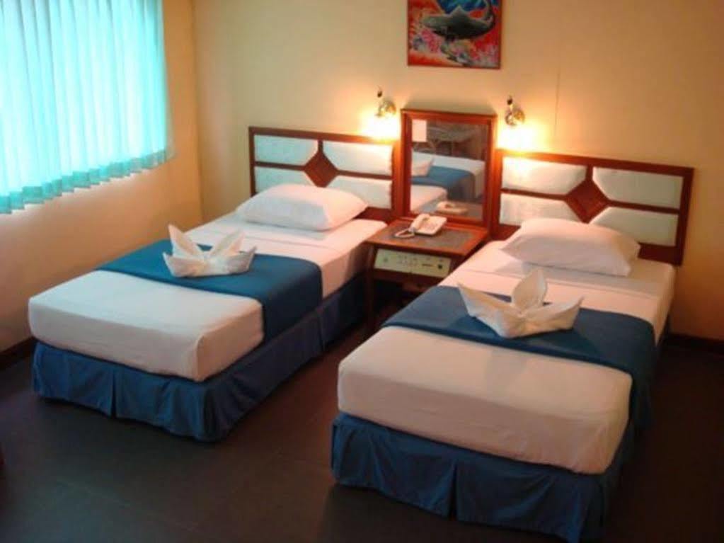 Thai Hotel Krabi town Buitenkant foto