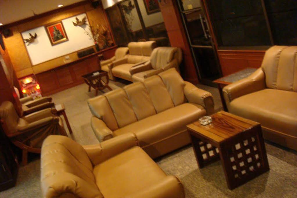 Thai Hotel Krabi town Buitenkant foto